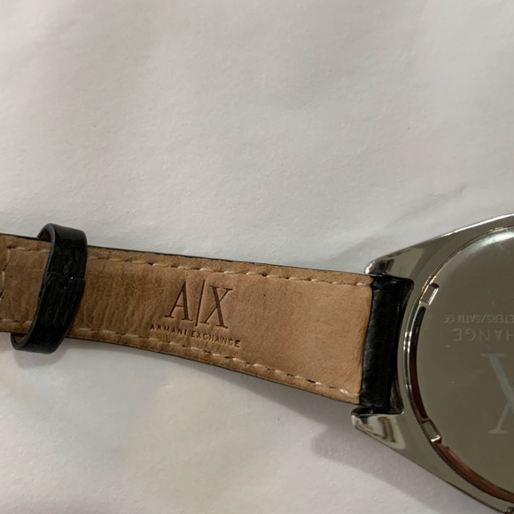 Armani Exchange Women’s black watch - Picture 4 of 9